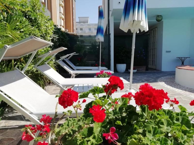 Golf & Beach Hotel Мілано-Маріттіма Екстер'єр фото